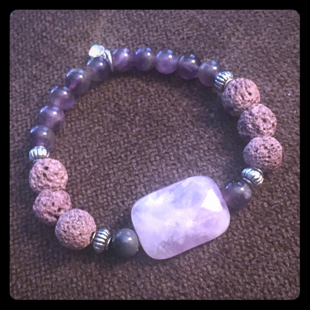 COPY - Calming Amethyst Essential Oil Bracelet!!